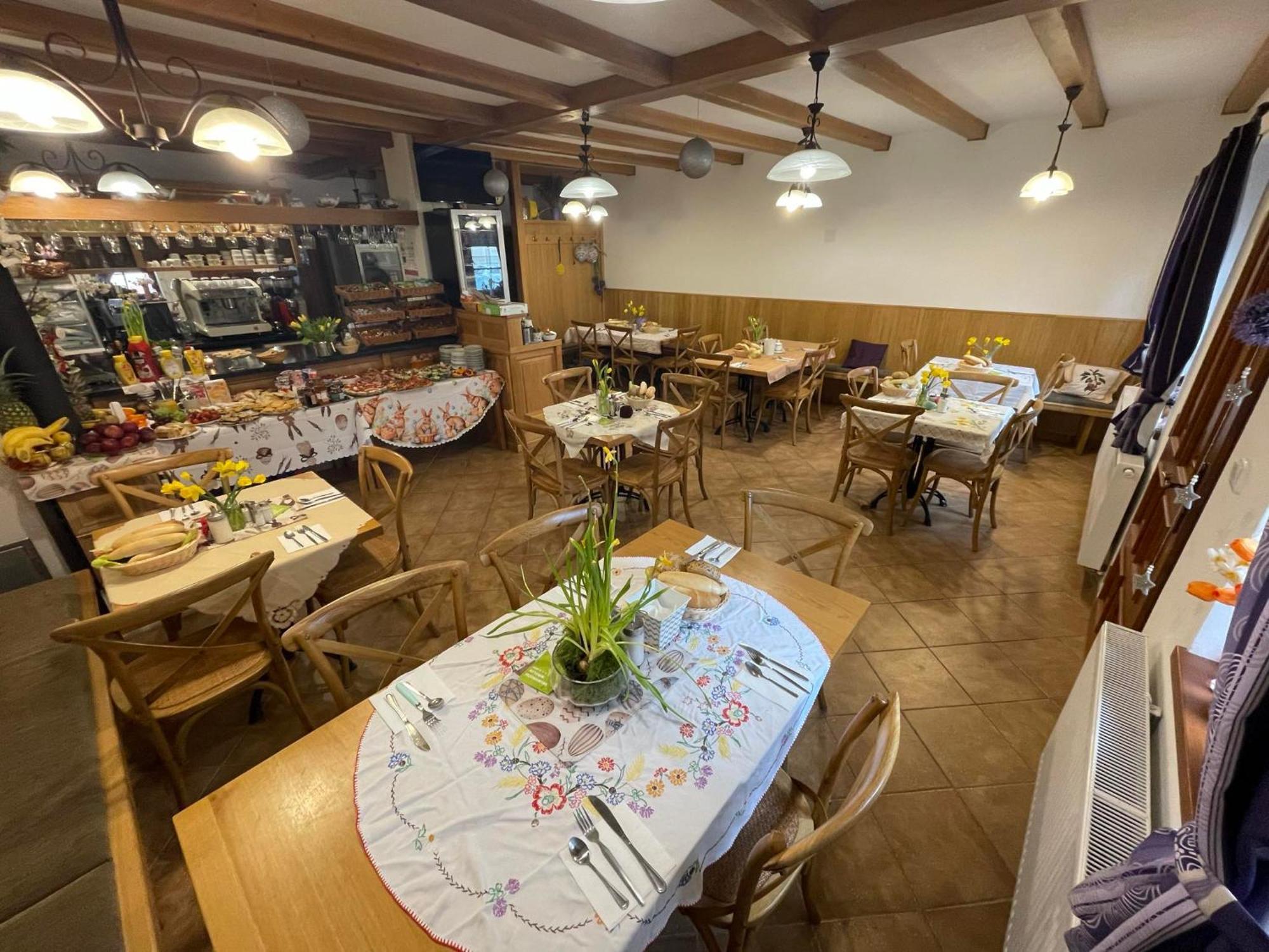 Alva Pension 2 Mikulov Zewnętrze zdjęcie